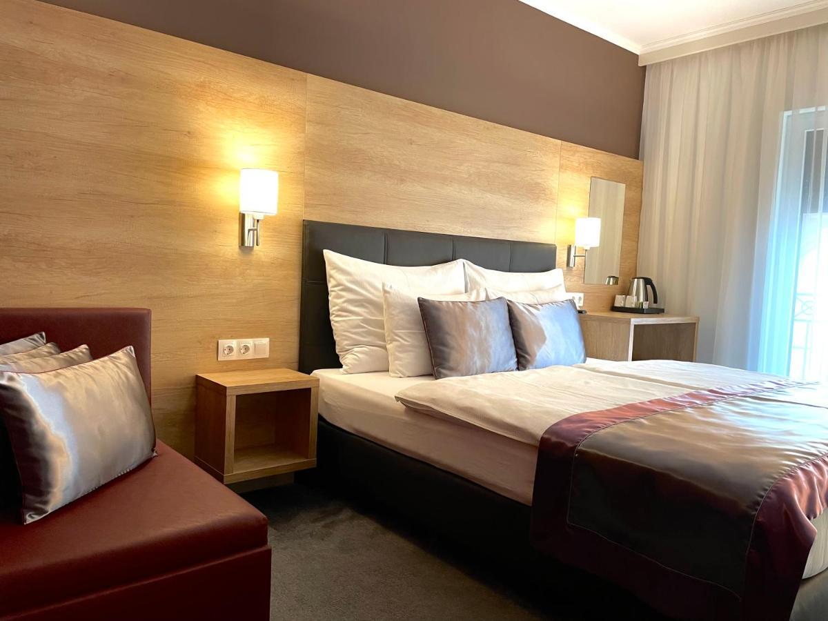 Villa Aruba & Private Spa Suites Keszthely Ngoại thất bức ảnh
